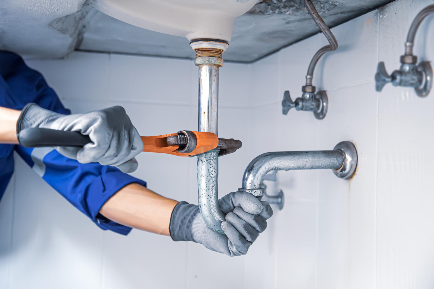 Pipe Repair in Englewood, FL